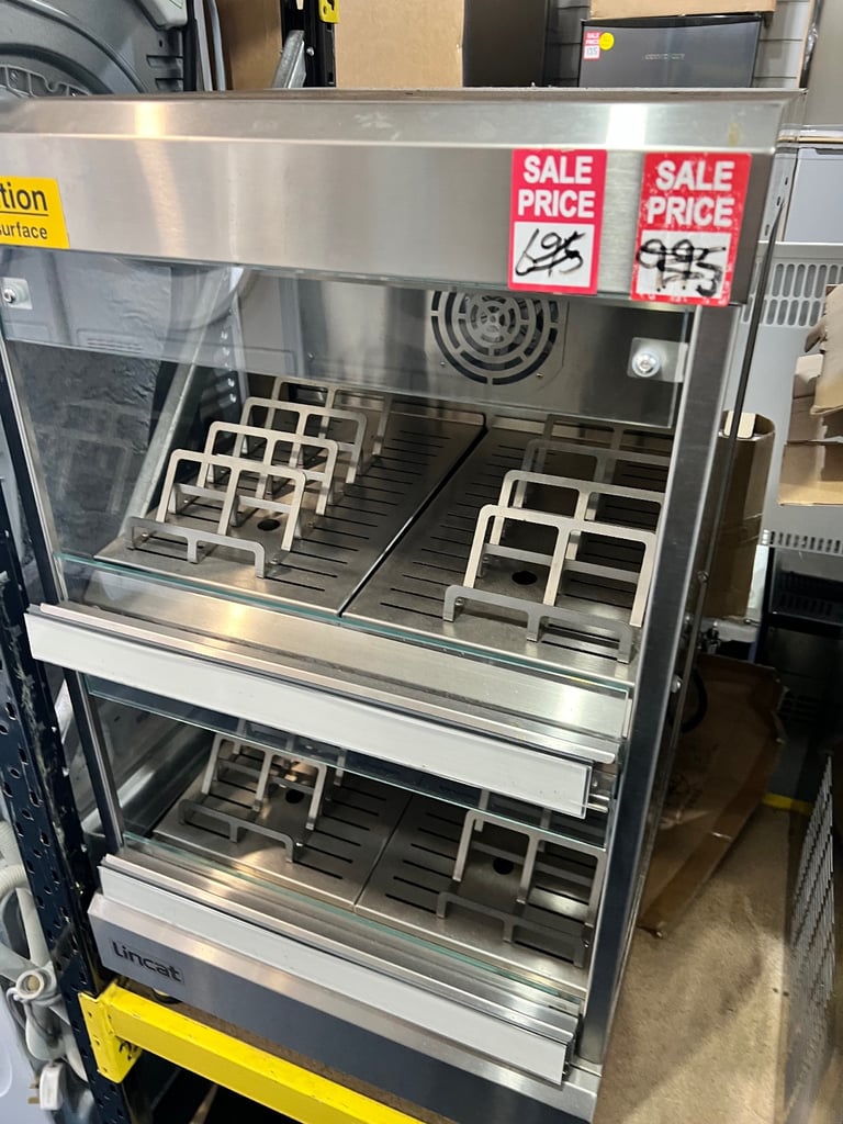 Lincat hot cupboard food display 