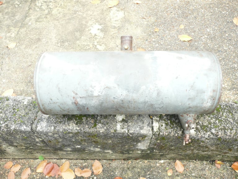 image for STEEL ROUND FUEL TANK
