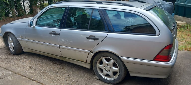 2000 MERCEDES C240 SPORT ESTATE W202 BREAKING FOR PARTS