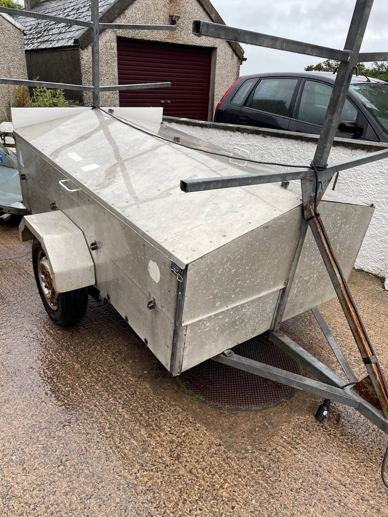 Car trailer