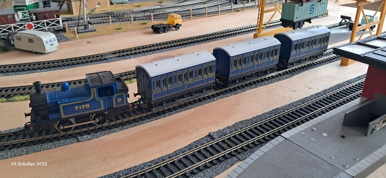 Model Railway 00 gauge