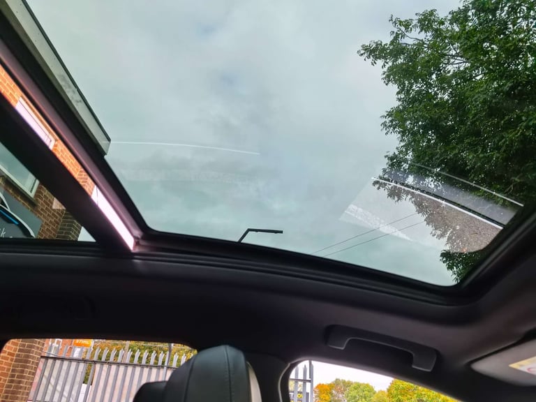 2015 Porsche Macan 3.0 Macan S D Semi-Auto 4WD 5dr SUV Diesel Automatic