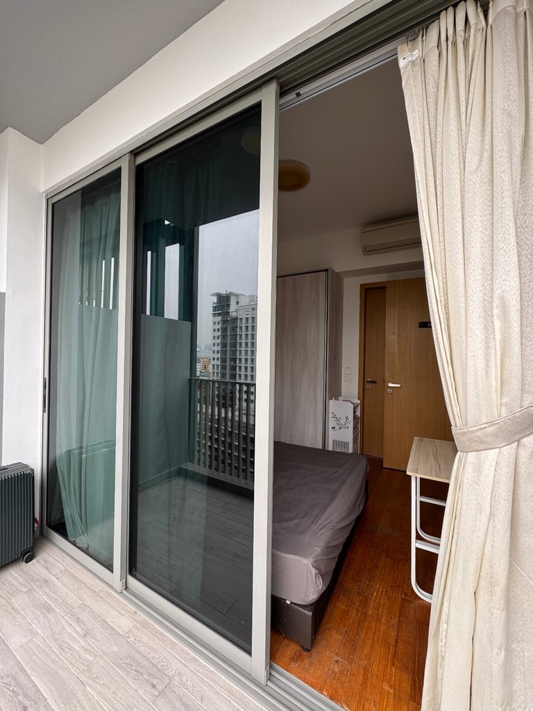 TRE Residences Condo Master Bedroom - 3 min walk to Aljunied MRT | *Country: Singapore*