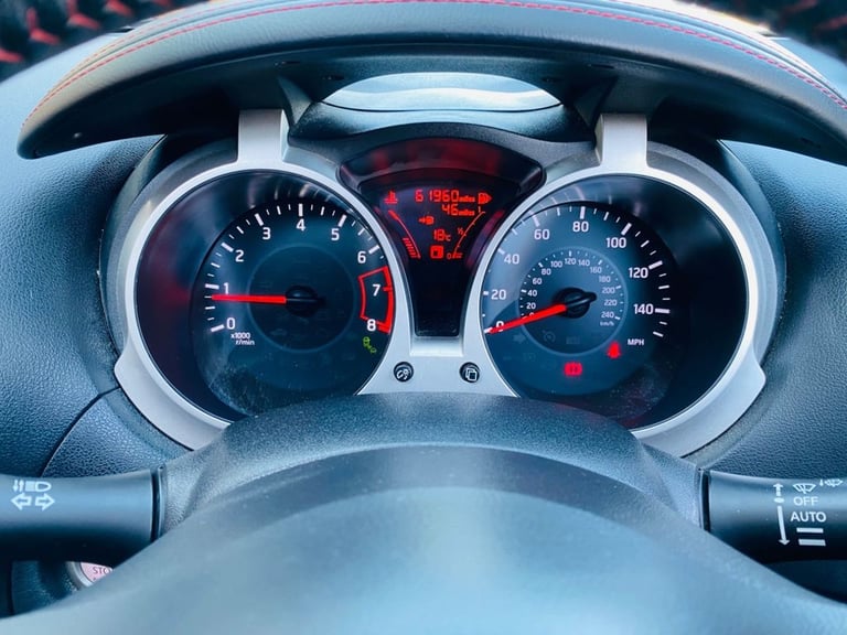 2015 Nissan Juke 1.2 DIG-T Tekna SUV 5dr Petrol Manual Euro 6 (s/s) (115 ps) HATCHBACK Petrol Manual