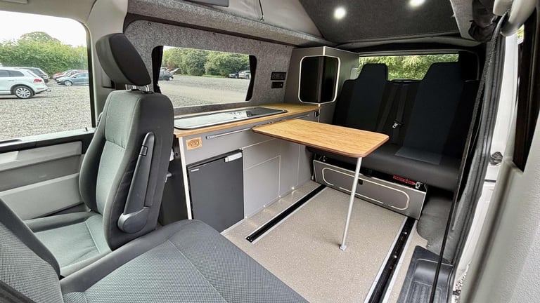2016 VW T6 Highline T28 SWB Starlight Campervan 4 Berth 5 Seat Belts