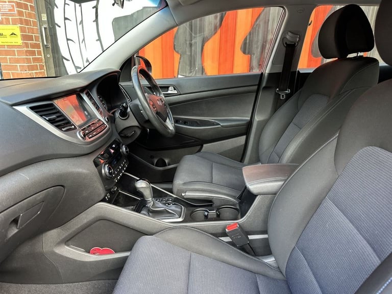 2018 Hyundai TUCSON 1.7 CRDi Blue Drive SE Nav SUV 5dr Diesel DCT Euro 6 (s/s) (141 ps) ESTATE Di...