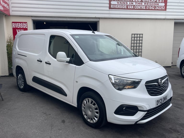 2021 Vauxhall Combo 2300 1.5 Turbo D 100ps H1 Sportive Van PANEL VAN Diesel Manual