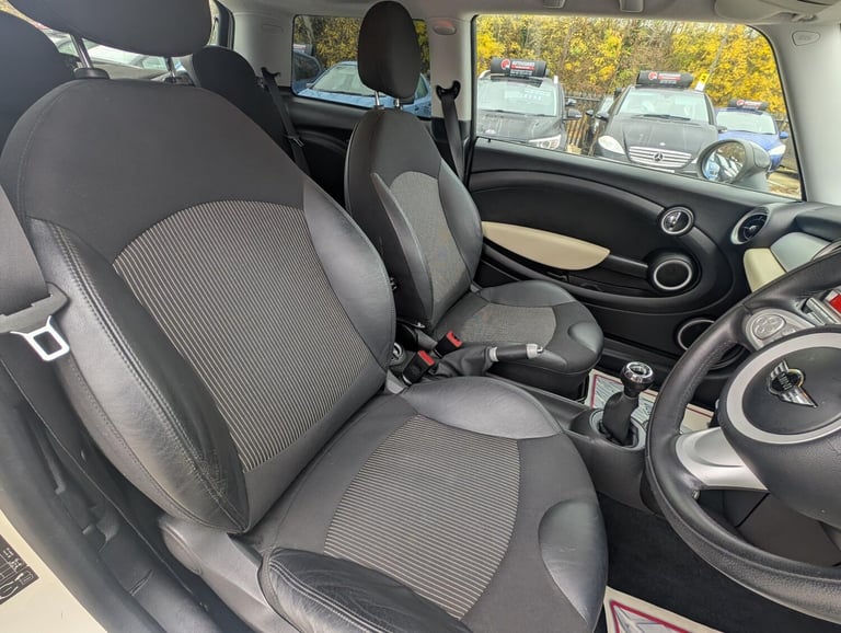2008 MINI Hatch 1.6 Cooper 3dr HATCHBACK PETROL Manual