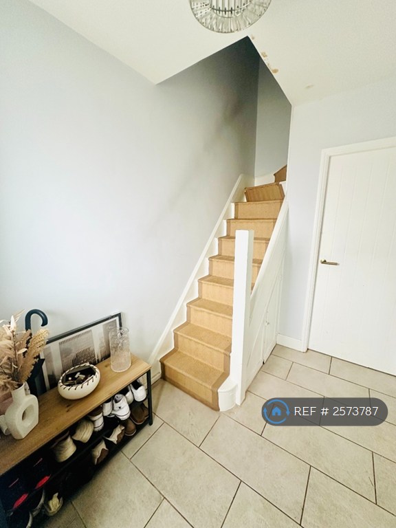 3 bedroom house in Pickwick Crescent, Rochester, ME1 (3 bed) (#2573787)