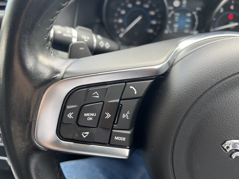 2019 Jaguar XF 2.0 PORTFOLIO 5DR AUTOMATIC Estate Petrol Automatic