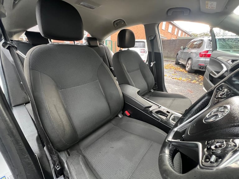 2018 Vauxhall Insignia HATCHBACK Diesel Manual