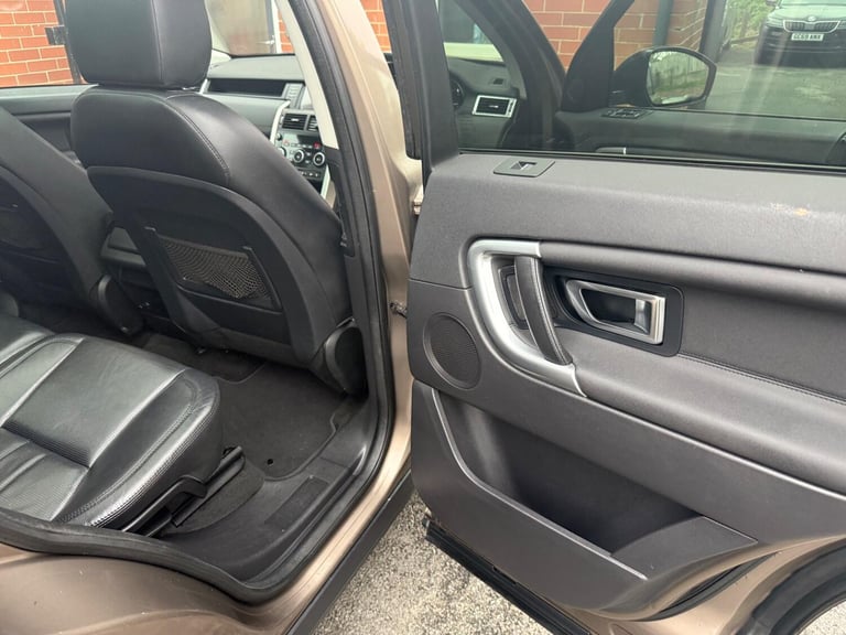 LAND ROVER DISCOVERY SPORT 2.2 SD4 HSE 2015