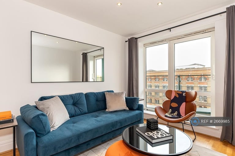 2 bedroom flat in Warren House, London, W14 (2 bed) (#2669985)
