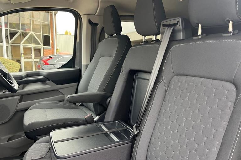 2025 Ford Transit Custom 2.5 PHEV 232ps H1 Double Cab Van Limited Auto PANEL VAN PETROL/ELECTRIC ...