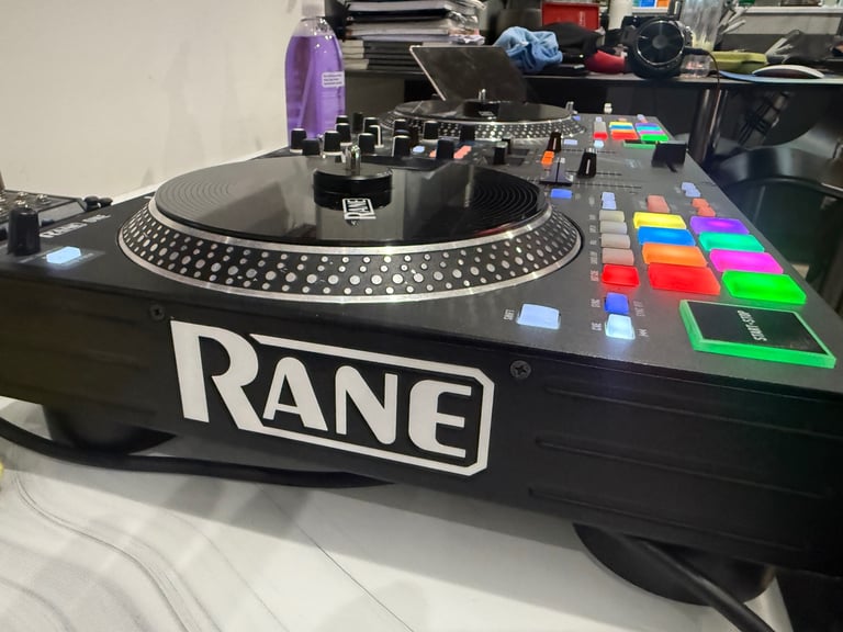RANE ONE Contoller  MK1 SERATO  