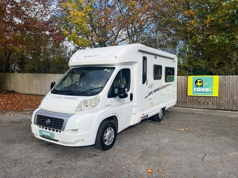 image for Swift Suntor 580PR 2 Belt 2 Berth End Lounge Motorhome
