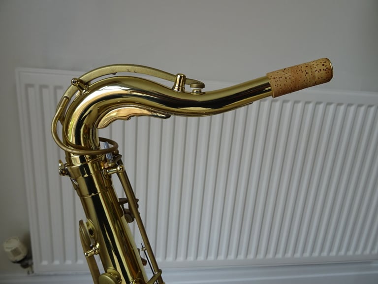 BUFFET SUPER DYNACTION TENOR, ROO PADS, NO TOP F#, HR MPC, 2 NECKS