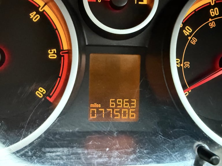 Vauxhall, CORSA ,CDTI, 1.7 Hatchback, 2011, Manual 5 doors low mileage Open to Offers!