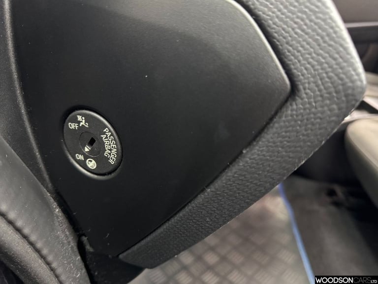 2016 BMW i3 33kWh Hatchback 5dr Petrol Plug-in Hybrid Auto Euro 6 (s/s) (Range Extender Hatchback...