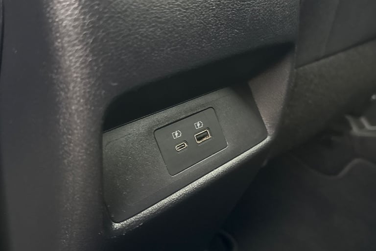2022 Nissan Qashqai 1.3 DIG-T MHEV N-Connecta XTRON Euro 6 (s/s) 5dr SUV PETROL Automatic