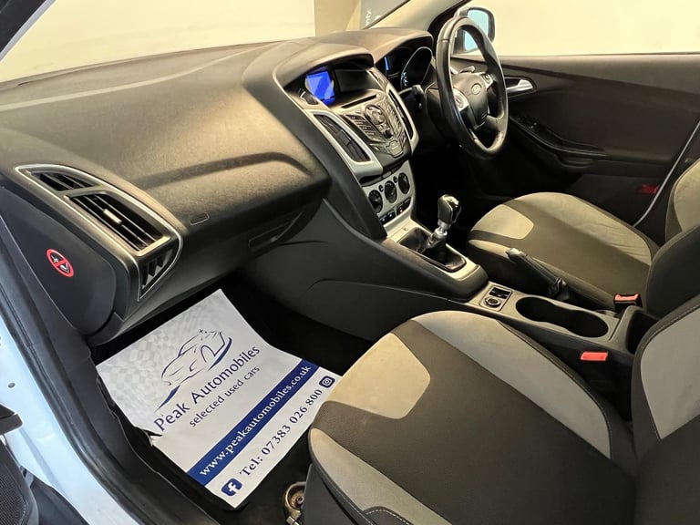 2012 Ford Focus 1.0T EcoBoost Zetec Euro 5 (s/s) 5dr ESTATE Petrol Manual