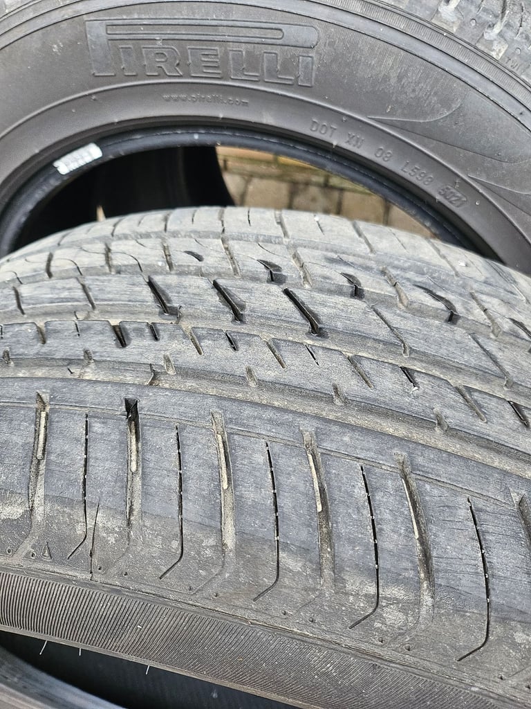 235/55/19 
