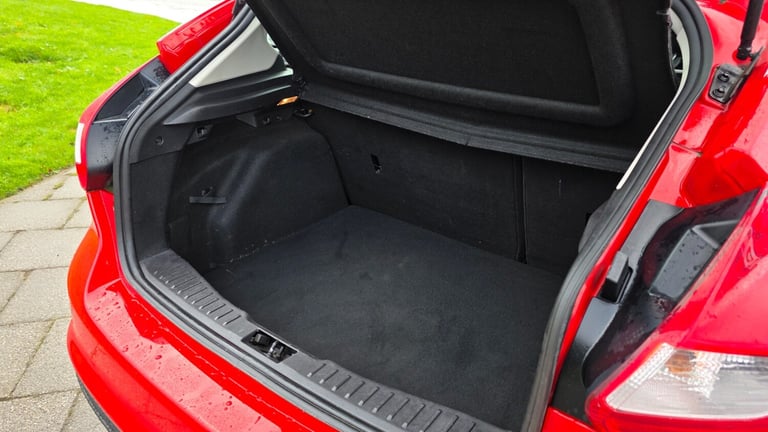 2013 Ford Focus 1.6 TDCi Titanium ECOnetic 5dr HATCHBACK Diesel Manual