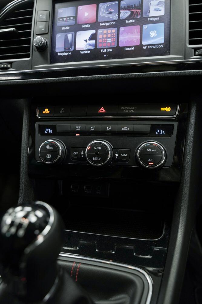 2018 SEAT Leon 1.4 EcoTSI FR Titanium Technology Sport Coupe Euro 6 (s/s) 3dr HATCHBACK Petrol Ma...