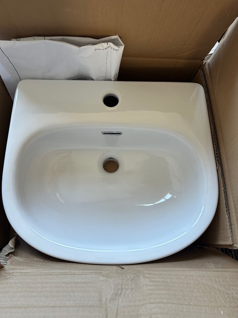 Bathroom sink basin 430mm wide