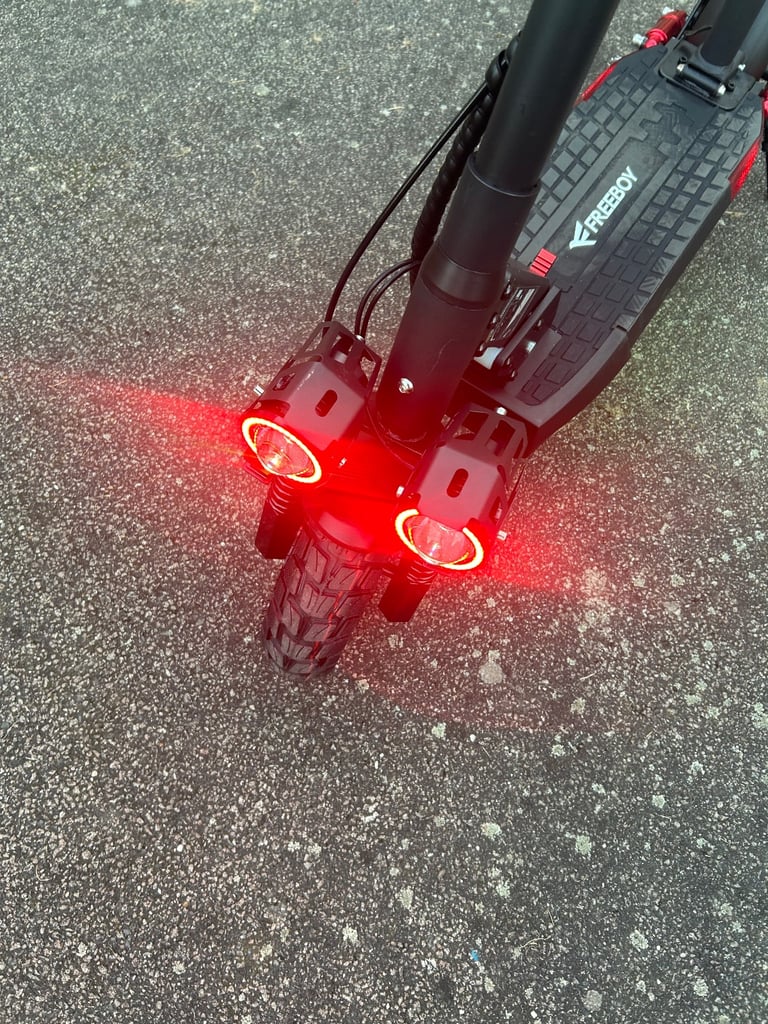 Brand new✅ 800W 50-55KM 10 inch wvacuum tyre off road Electric scooter