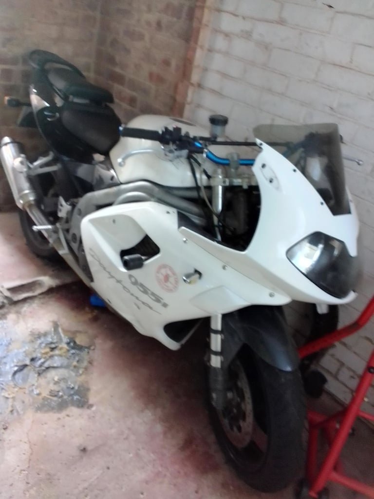 Triumph, DAYTONA, 2002, 955 (cc)