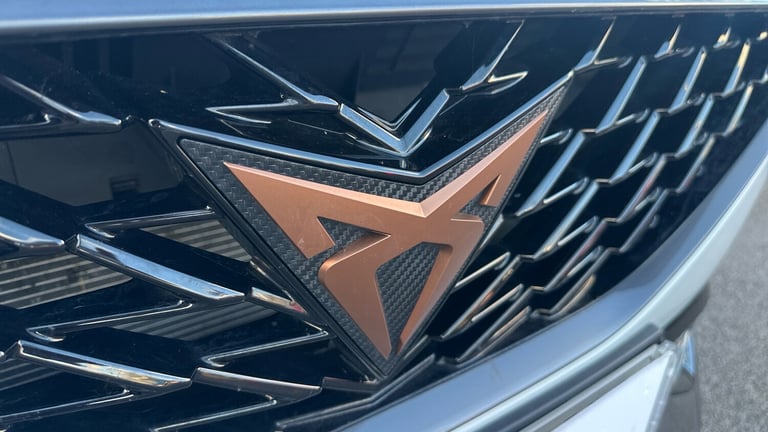 2024 Cupra Formentor 1.4 eHybrid 204 V2 5dr DSG Estate Estate Hybrid Automatic