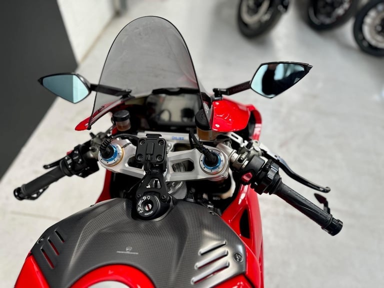 2018/67 Ducati Panigale V4S Motorcycle 