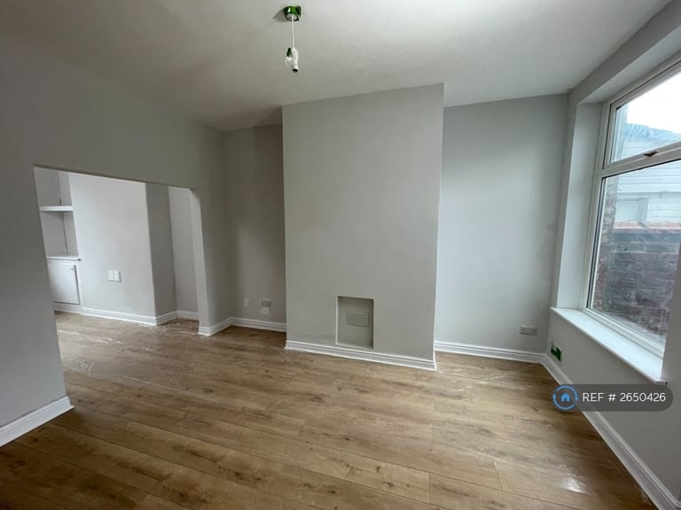 2 bedroom house in Brompton Road, Manchester, M14 (2 bed) (#2650426)