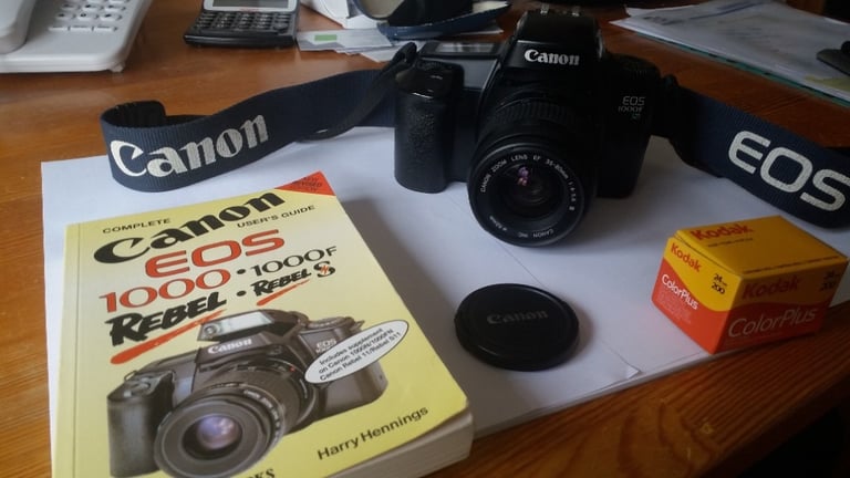Canon EOS 1000 F  N Camera with Zoom lens