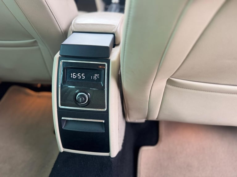 2014 Skoda Superb 2.0 TDI CR 170 Elegance 4X4 5dr DSG ESTATE DIESEL Automatic