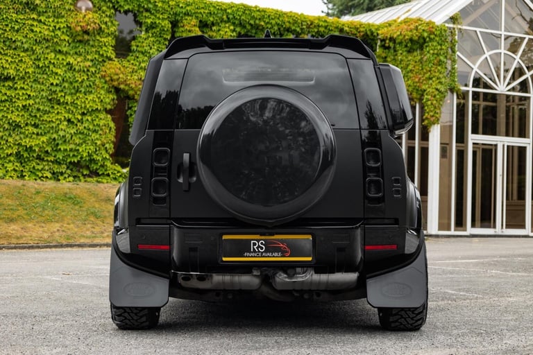 2024 Land Rover Defender 110 3.0 D250 MHEV XS Edition Auto 4WD Euro 6 (s/s) 5dr ESTATE Diesel Aut...