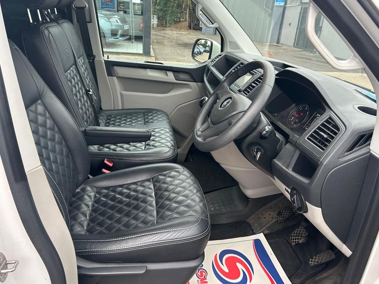  Volkswagen Transporter 2.0 TDI T32 BlueMotion Tech Trendline Kombi FWD LWB Euro 6 (s/s) 5dr Dies...