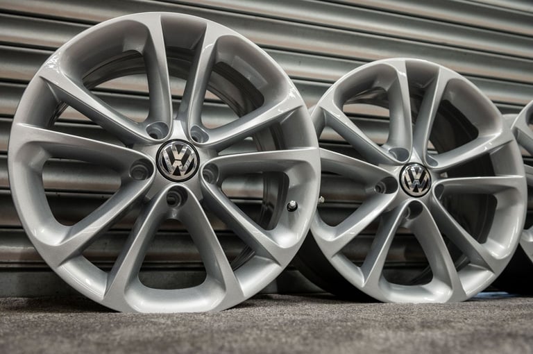*Refurbished* Genuine 17" VW Passat CC Alloy Wheels 5x112 Golf/Scirocco/Caddy *P/X*