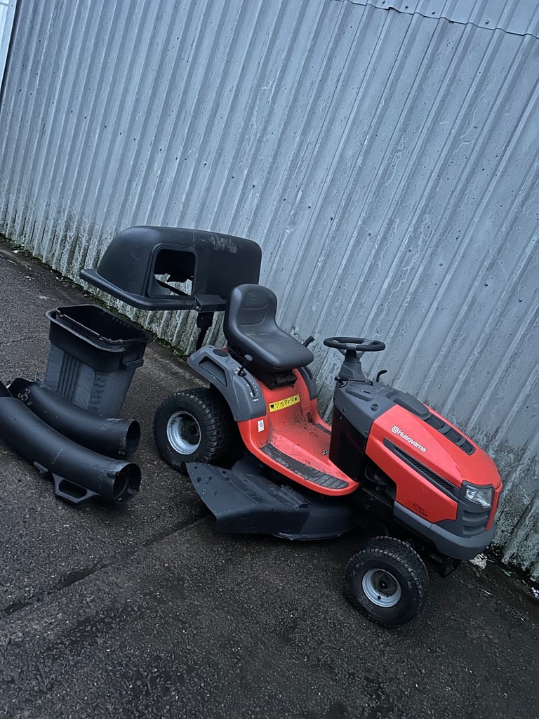 Husqvarna LT151 ride on mower 