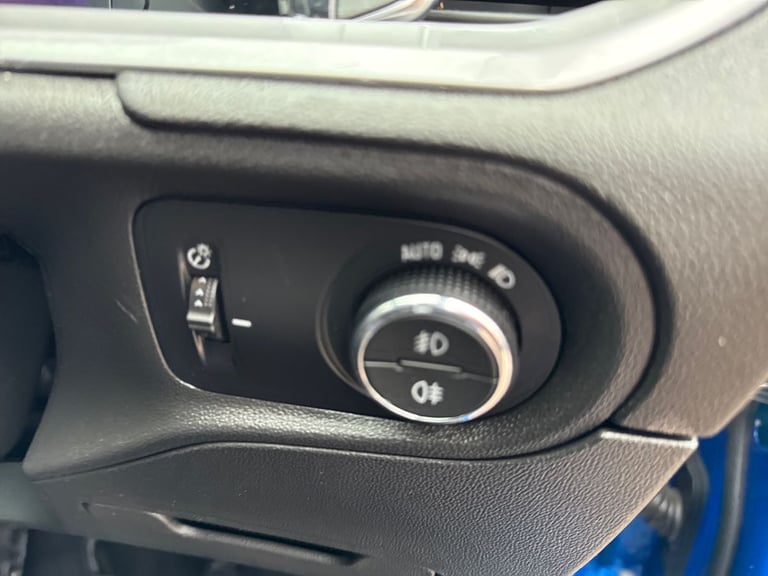 2023 Vauxhall Grandland Grandland 1.2 Turbo 130ps Ultimate Hatchback Petrol Manual