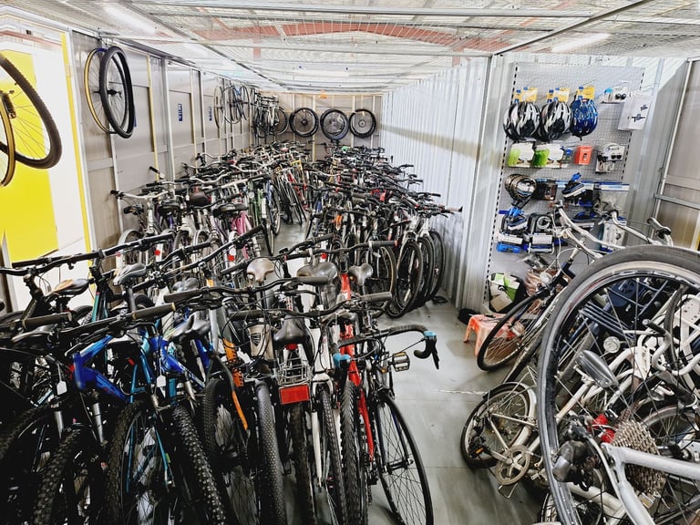 v  NEW GENERATION HYBRID CITY ROAD MOUNTAIN Folding  ,EVERY KIND OF  Bikes Available 