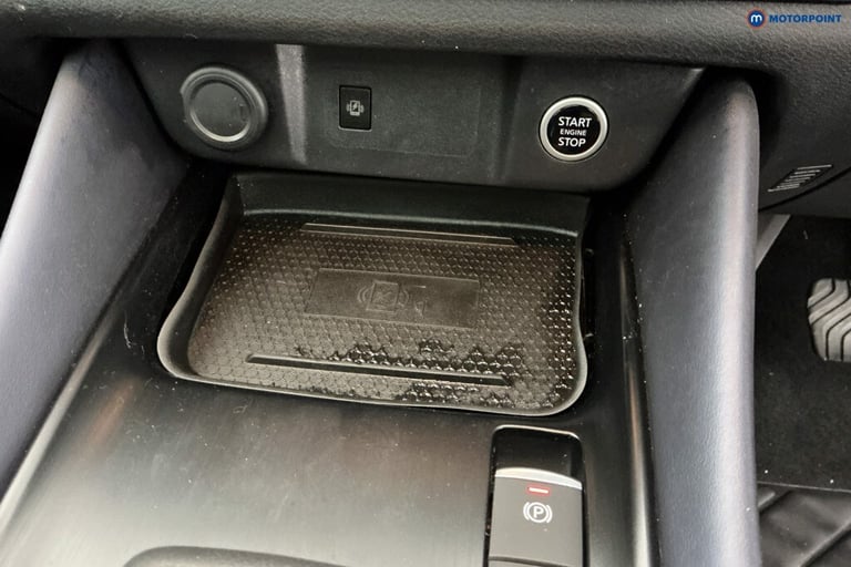 2022 Nissan Qashqai 1.3 DiG-T MH 158 Tekna 5dr Xtronic HATCHBACK PETROL Automatic