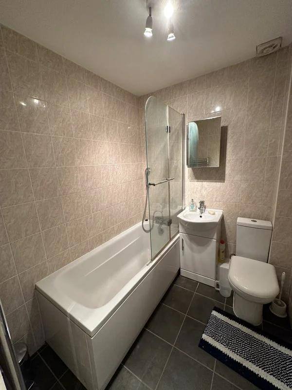 🛏️ SPACIOUS DOUBLE ROOM IN CROYDON – £780/MONTH AVAILABLE NOW 💫