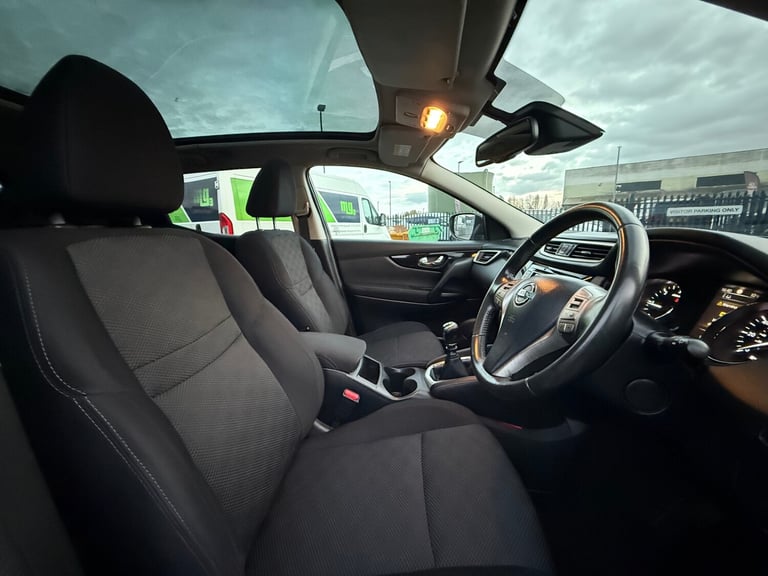 2015 Nissan Qashqai 1.5 dCi Acenta Premium 5dr HATCHBACK Diesel Manual