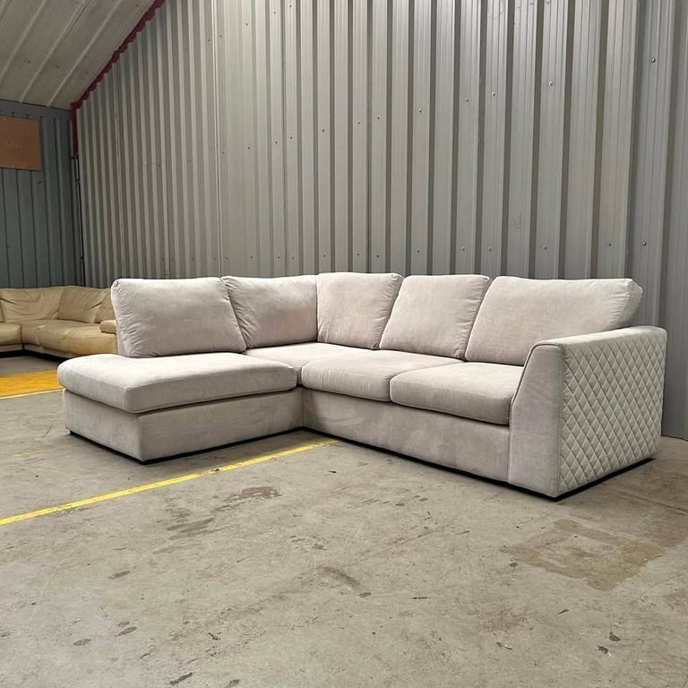 image for L Shaped Corner Sofa With High Back Cushions ¬ 4x Cream Settee