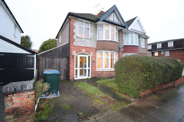 3 BED SEMI DETATCHED HOUSE CHEYLESMORE
