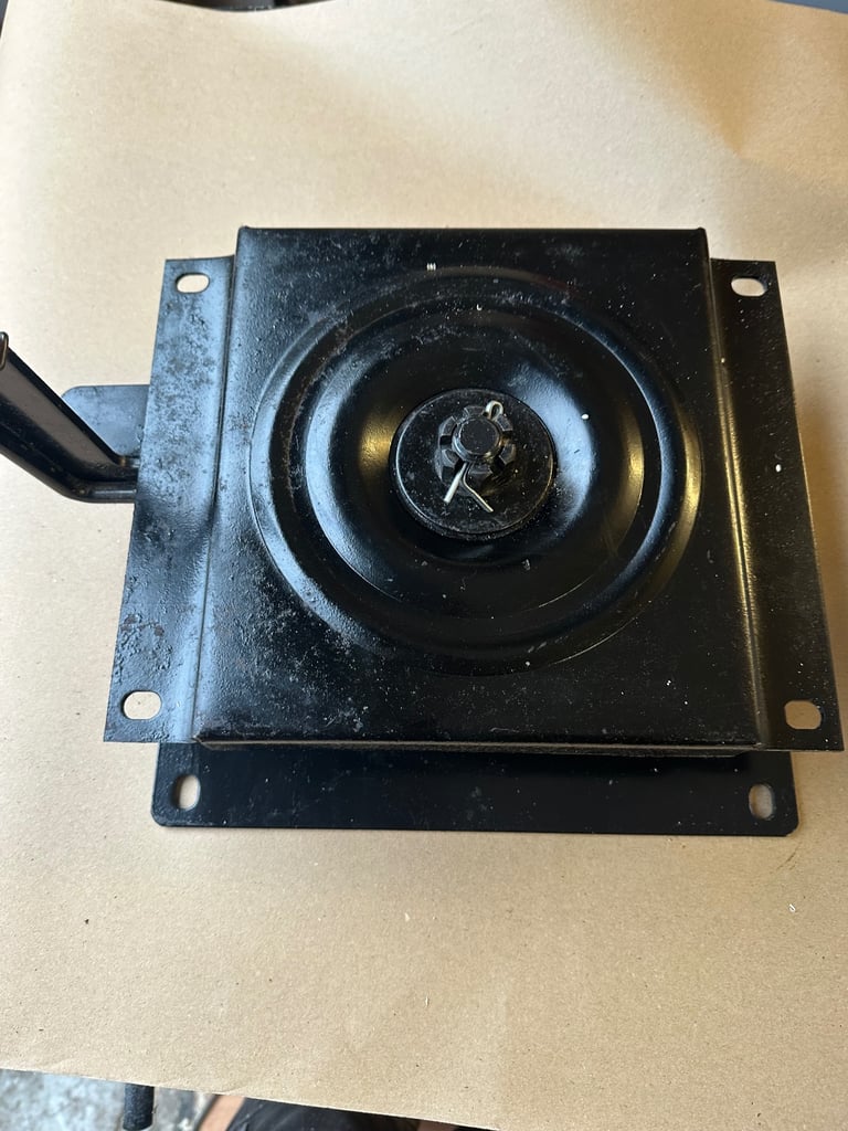 Campervan swivel base 