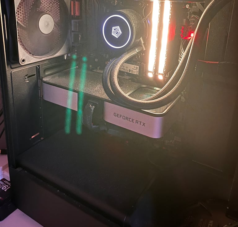 Custom built gaming pc with moniter 