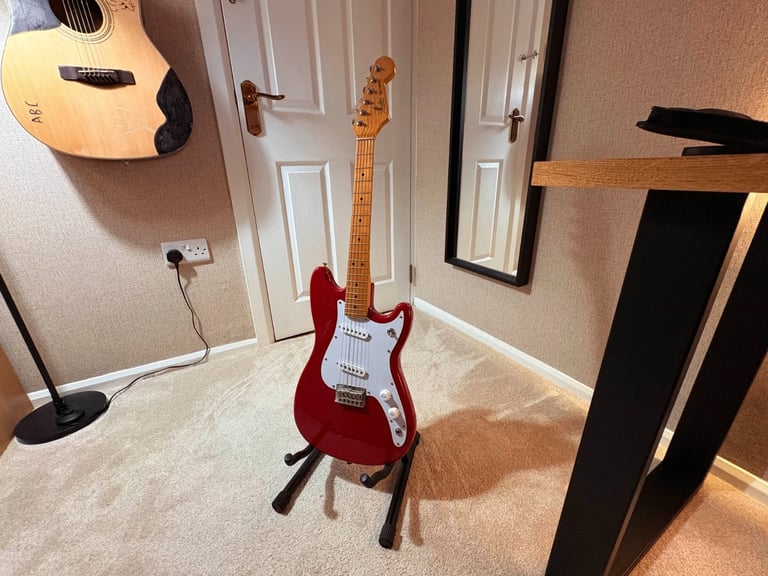 image for Fender Duo-Sonic: 1993 - Red Body - Made in Mexico